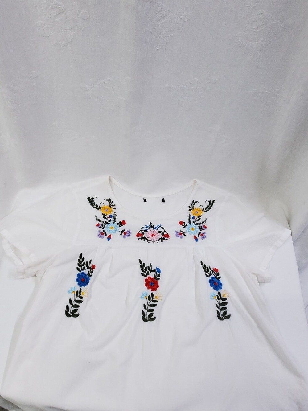 No Brand Women's White Embroidered Short Sleeve Boho Festival Pullover Top Large